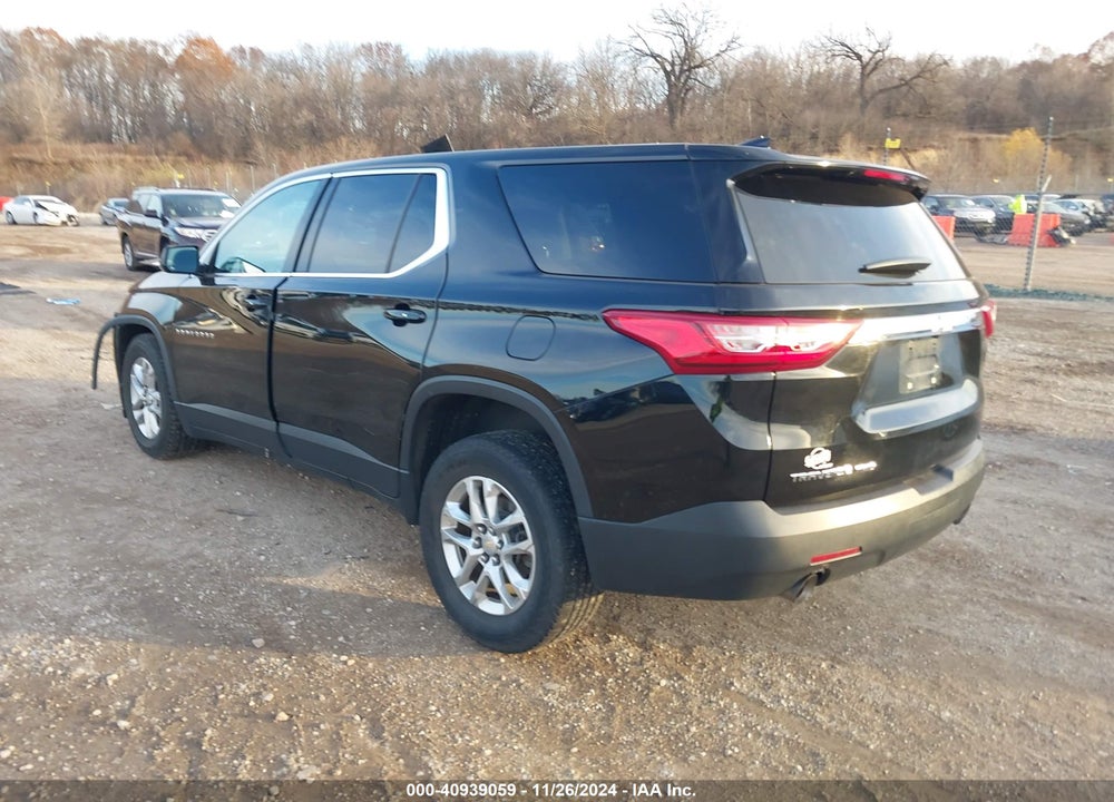 2018 CHEVROLET TRAVERSE LS VIN: 1GNEVFKW4JJ167430