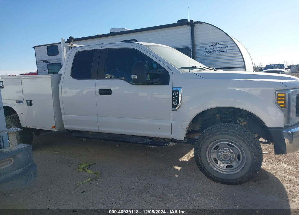2019 FORD F-250 XL VIN: 1FT7X2B66KEE37529