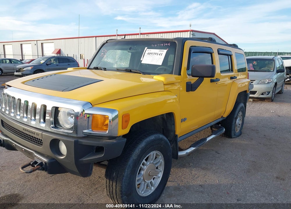 2007 HUMMER H3 SUV VIN: 5GTDN13E178169562