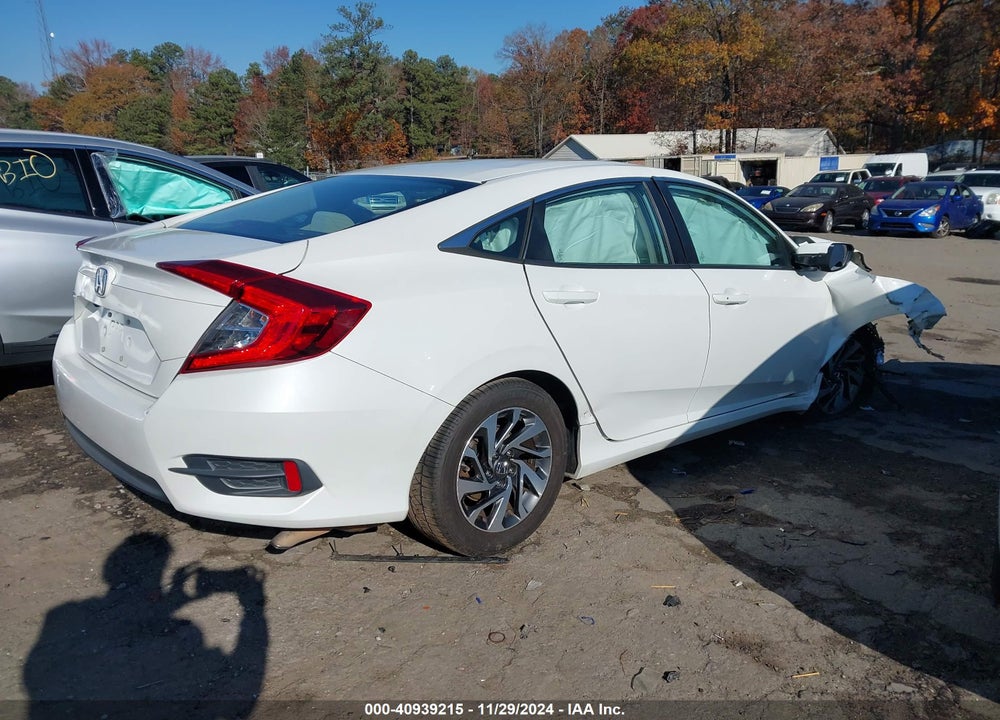 2016 HONDA CIVIC VIN: 19XFC2F82GE043217