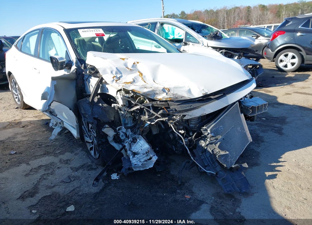 2016 HONDA CIVIC VIN: 19XFC2F82GE043217