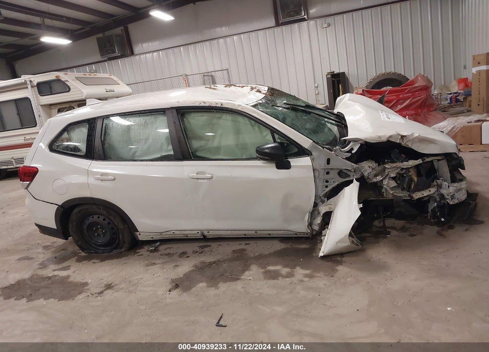 2019 SUBARU FORESTER VIN: JF2SKAAC2KH434749