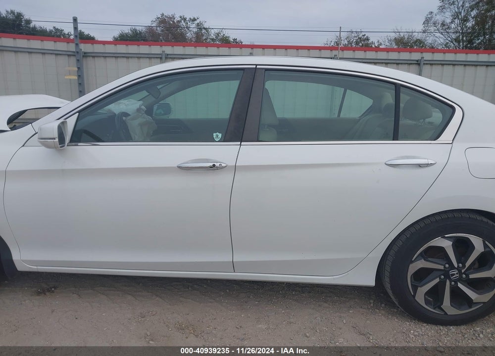 2016 HONDA ACCORD VIN: 1HGCR2F89GA081842