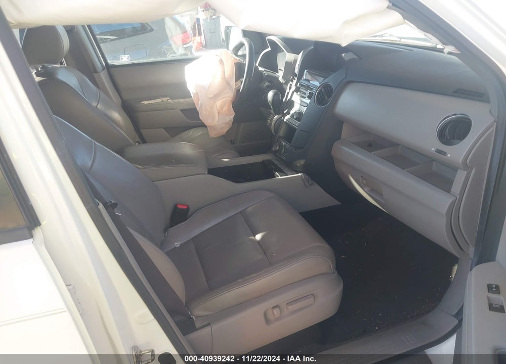 2012 HONDA PILOT EX-L VIN: 5FNYF4H73CB043215
