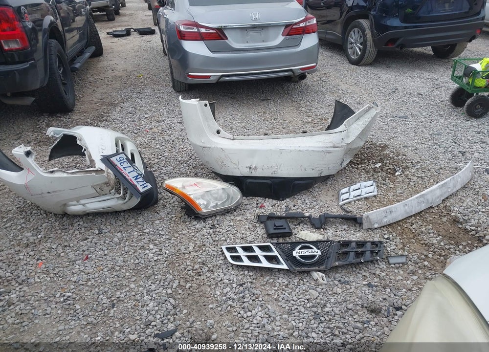 2013 NISSAN ROGUE S VIN: JN8AS5MT8DW036686