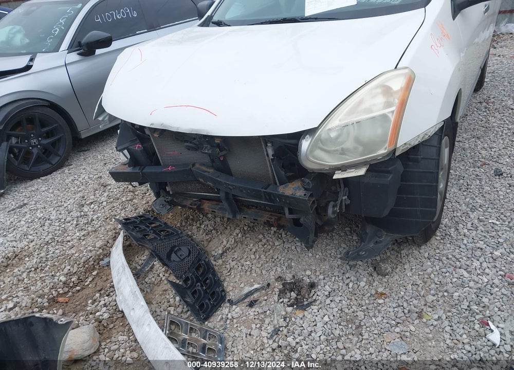 2013 NISSAN ROGUE S VIN: JN8AS5MT8DW036686