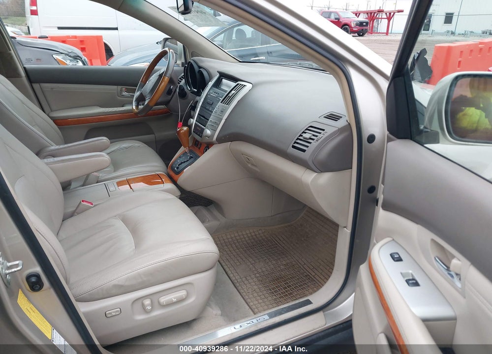 2008 LEXUS RX 350 VIN: 2T2HK31U48C068251