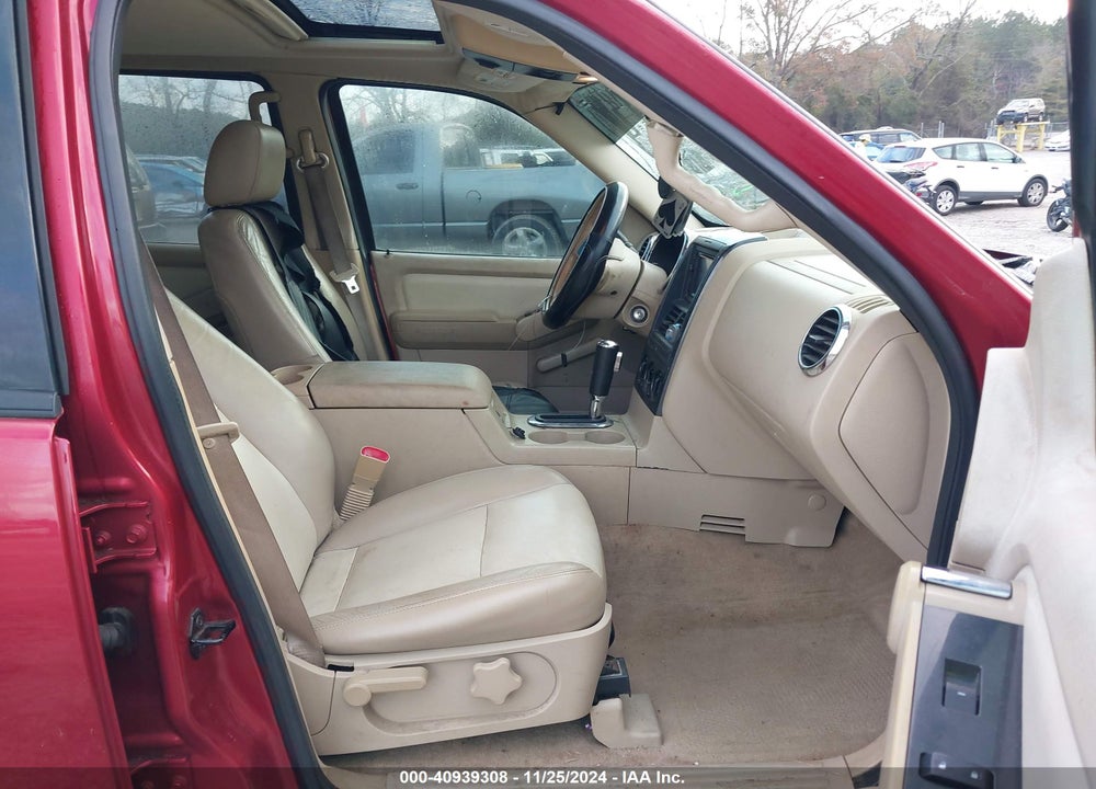 2006 FORD EXPLORER XLT VIN: 1FMEU63886UA47515
