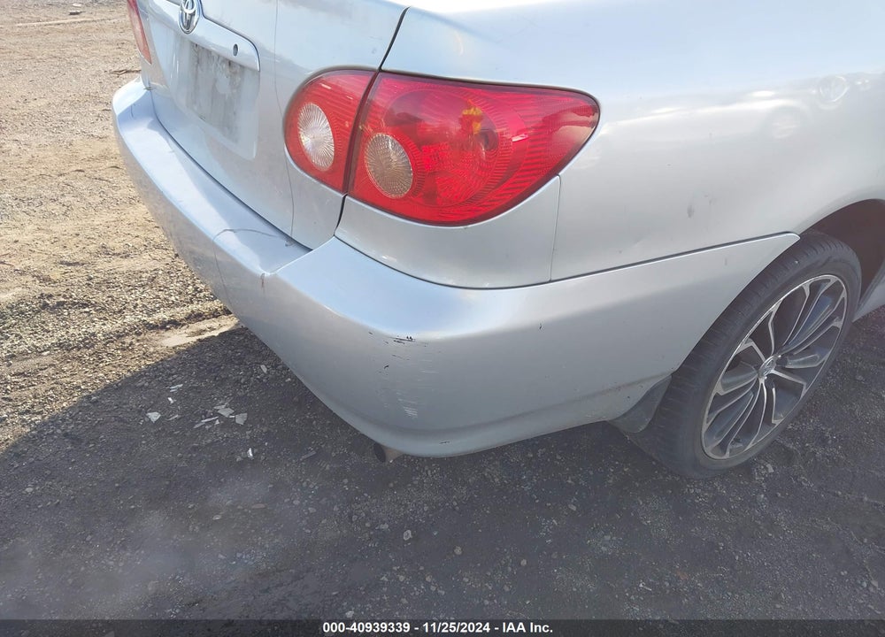 2005 TOYOTA COROLLA LE VIN: 2T1BR32E55C484284