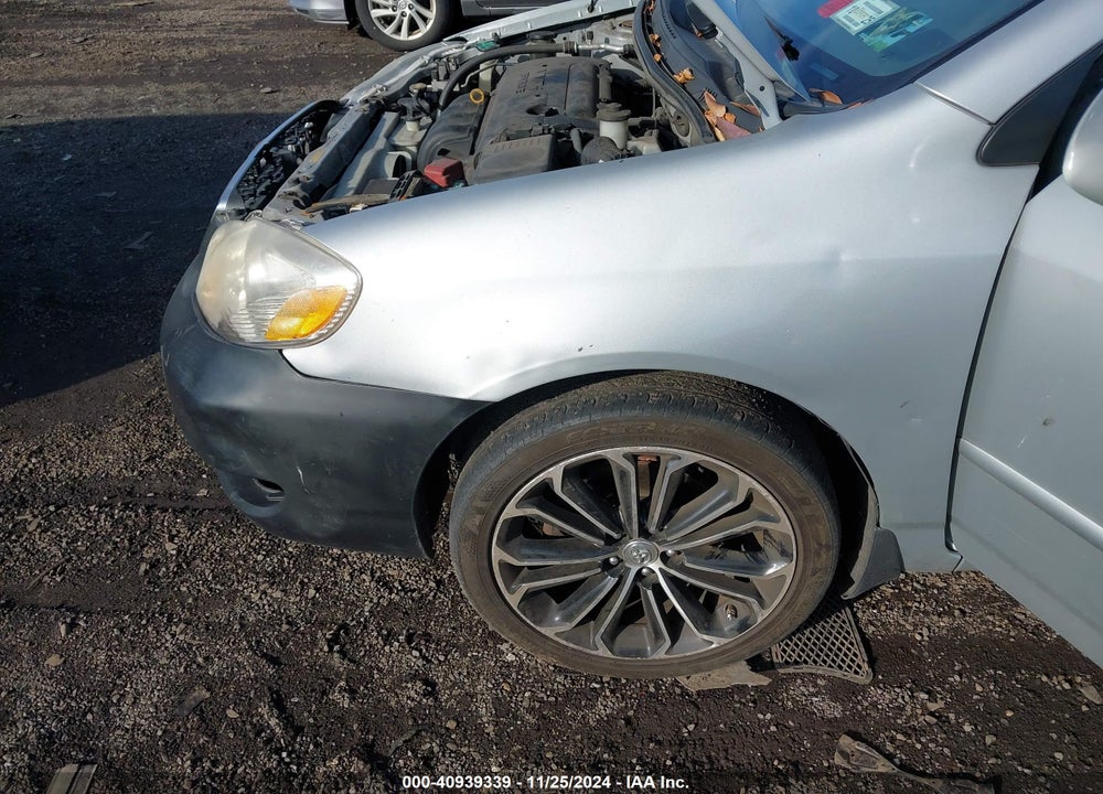 2005 TOYOTA COROLLA LE VIN: 2T1BR32E55C484284