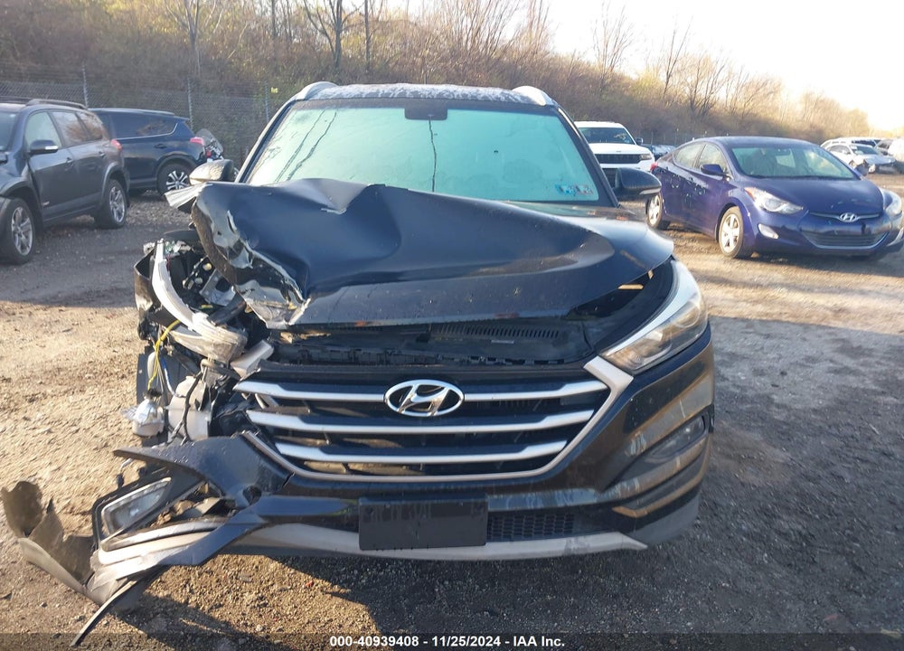 2017 HYUNDAI TUCSON SPORT VIN: KM8J3CA2XHU297128