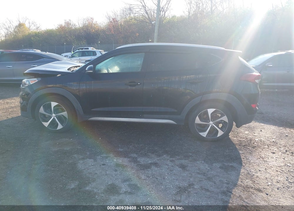2017 HYUNDAI TUCSON SPORT VIN: KM8J3CA2XHU297128