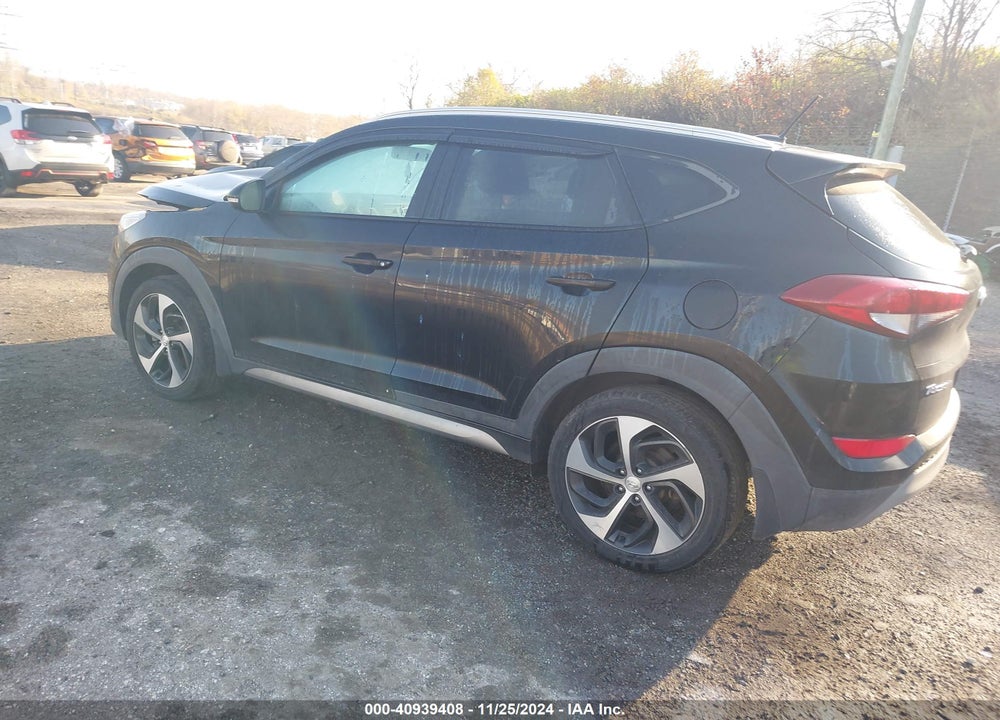 2017 HYUNDAI TUCSON SPORT VIN: KM8J3CA2XHU297128