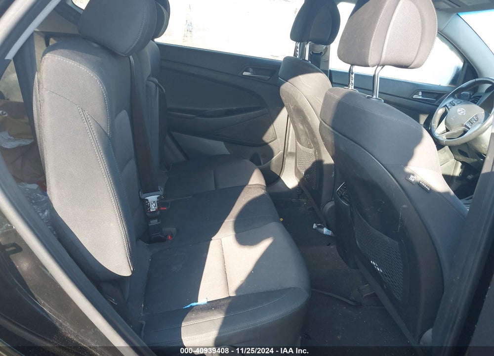 2017 HYUNDAI TUCSON SPORT VIN: KM8J3CA2XHU297128