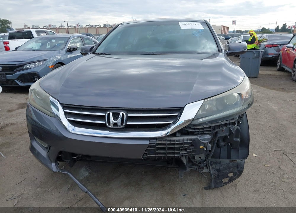 2013 HONDA ACCORD EX VIN: 1HGCR2F73DA217580