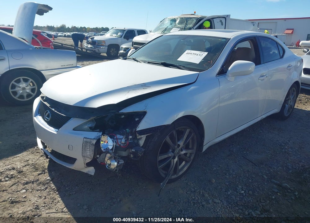 2008 LEXUS IS 250 VIN: JTHBK262585081145