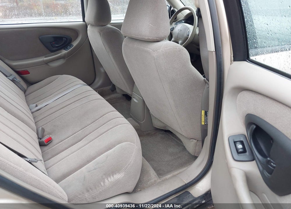 2002 CHEVROLET MALIBU VIN: 1G1ND52J02M682671