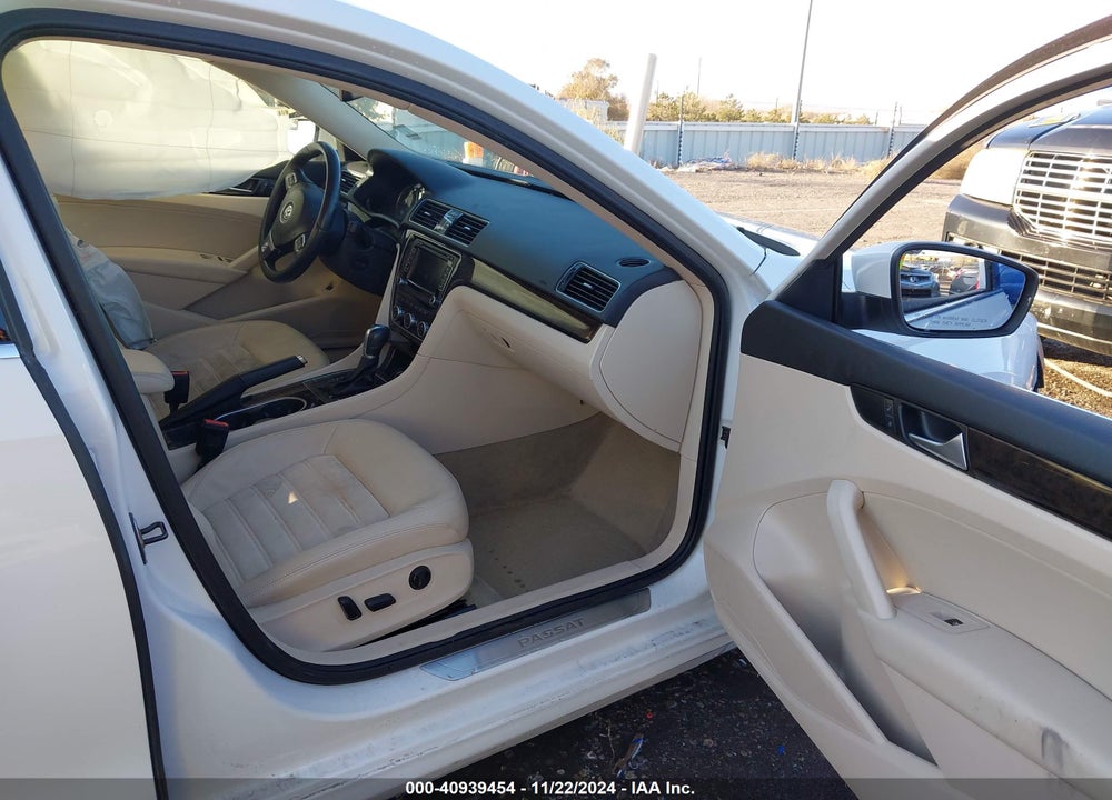 2014 VOLKSWAGEN PASSAT VIN: 1VWCS7A3XEC082766
