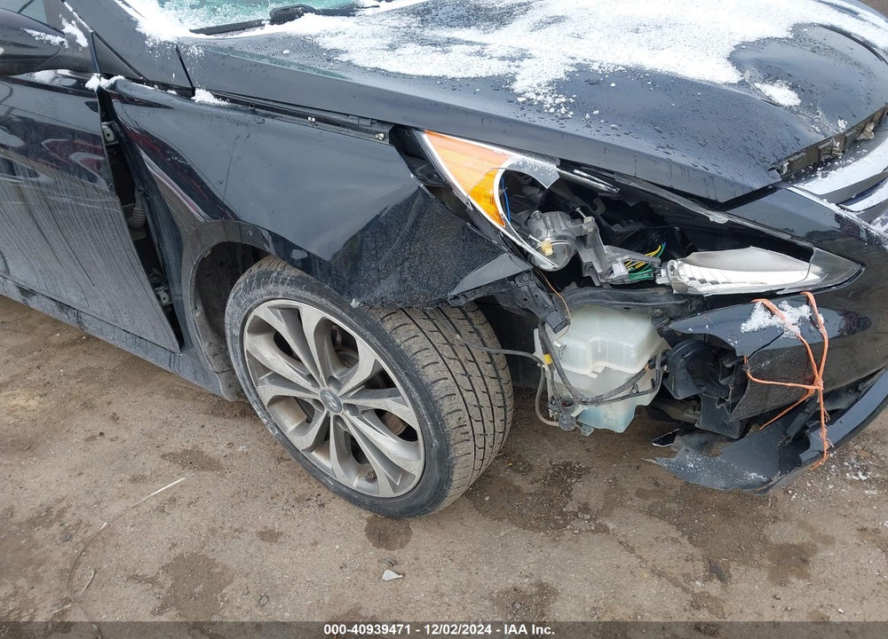 2014 HYUNDAI SONATA VIN: 5NPEC4AB0EH841654