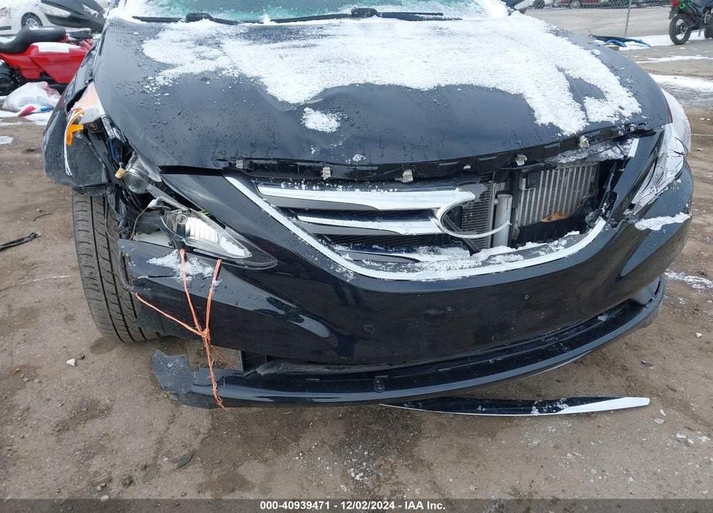 2014 HYUNDAI SONATA VIN: 5NPEC4AB0EH841654