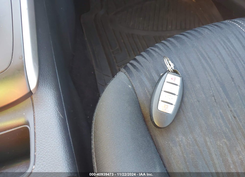 2018 NISSAN SENTRA VIN: 3N1AB7APXJY341984