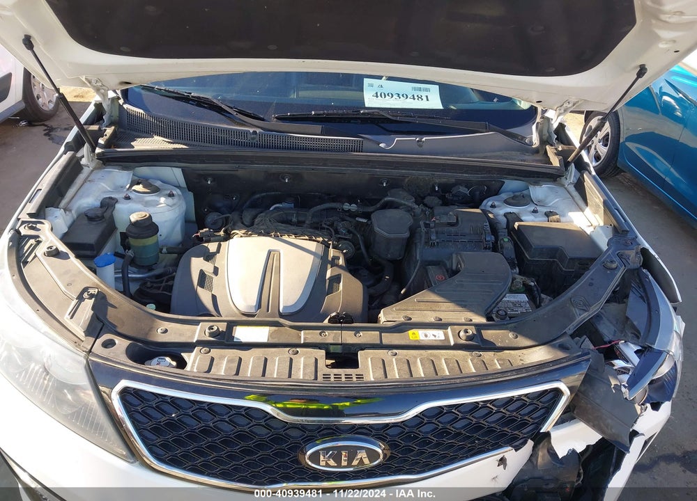 2013 KIA SORENTO SX VIN: 5XYKW4A26DG346052
