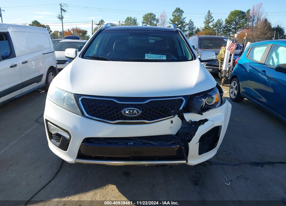 2013 KIA SORENTO SX VIN: 5XYKW4A26DG346052