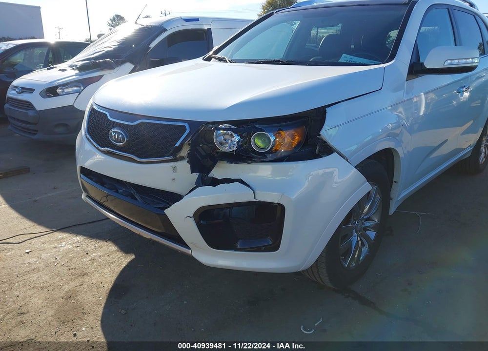 2013 KIA SORENTO SX VIN: 5XYKW4A26DG346052