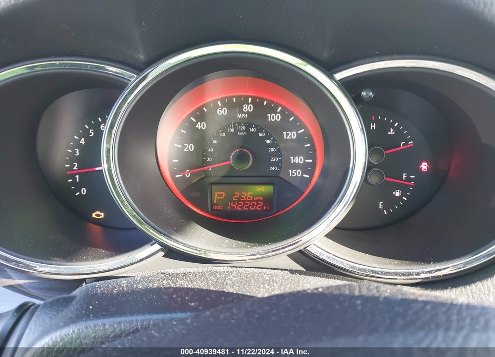 2013 KIA SORENTO SX VIN: 5XYKW4A26DG346052