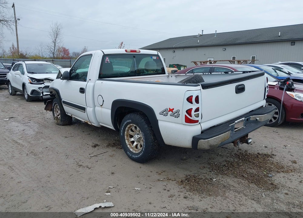 2004 CHEVROLET SILVERADO 1500 LS VIN: 1GCEK14T24Z302059