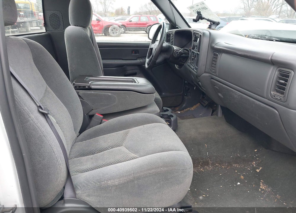 2004 CHEVROLET SILVERADO 1500 LS VIN: 1GCEK14T24Z302059