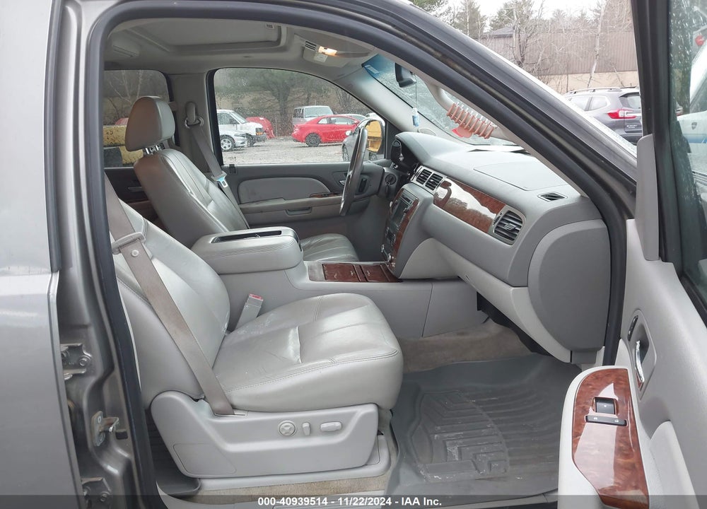 2007 CHEVROLET TAHOE LTZ VIN: 1GNFK13037J345962