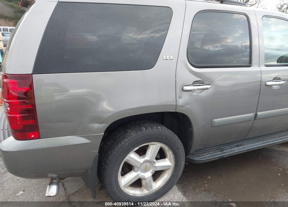 2007 CHEVROLET TAHOE LTZ VIN: 1GNFK13037J345962