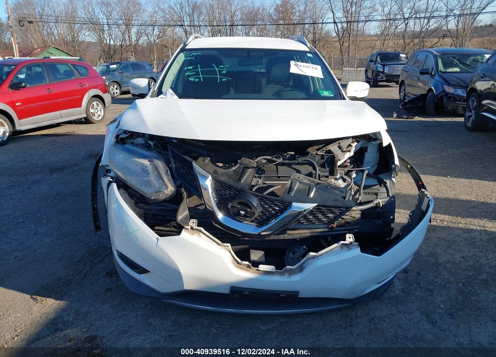 2014 NISSAN ROGUE SV VIN: 5N1AT2MV0EC795632
