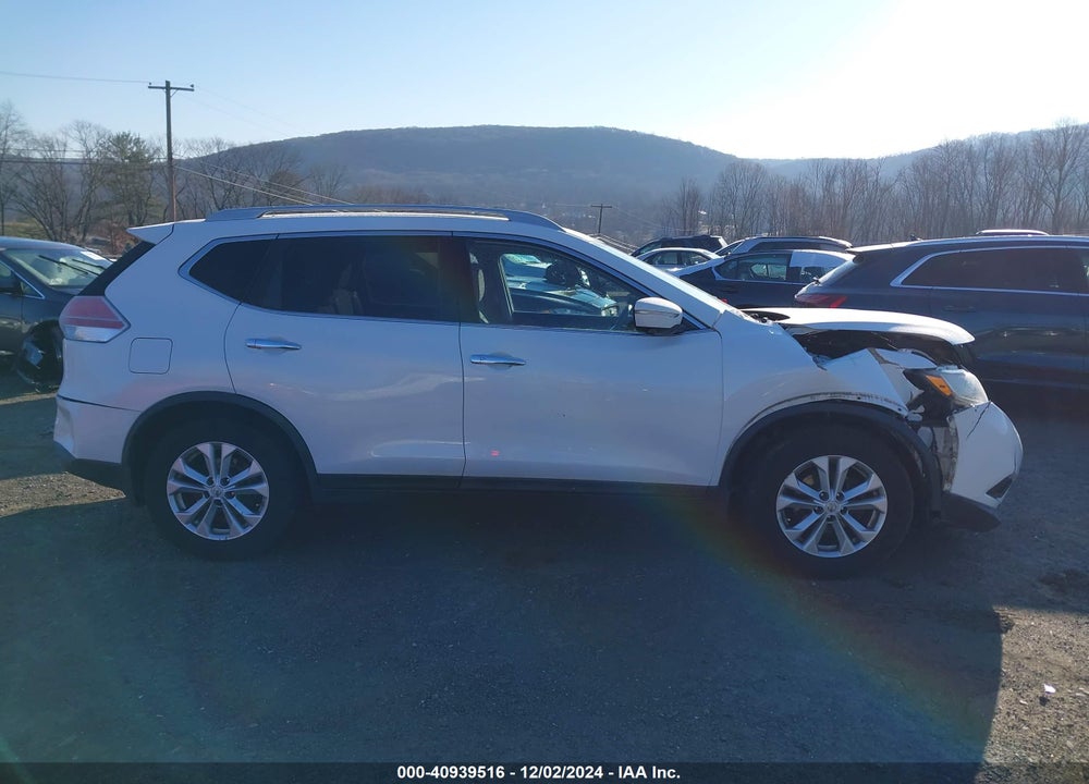 2014 NISSAN ROGUE SV VIN: 5N1AT2MV0EC795632