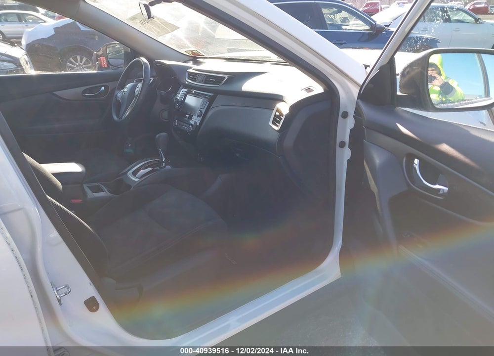 2014 NISSAN ROGUE SV VIN: 5N1AT2MV0EC795632