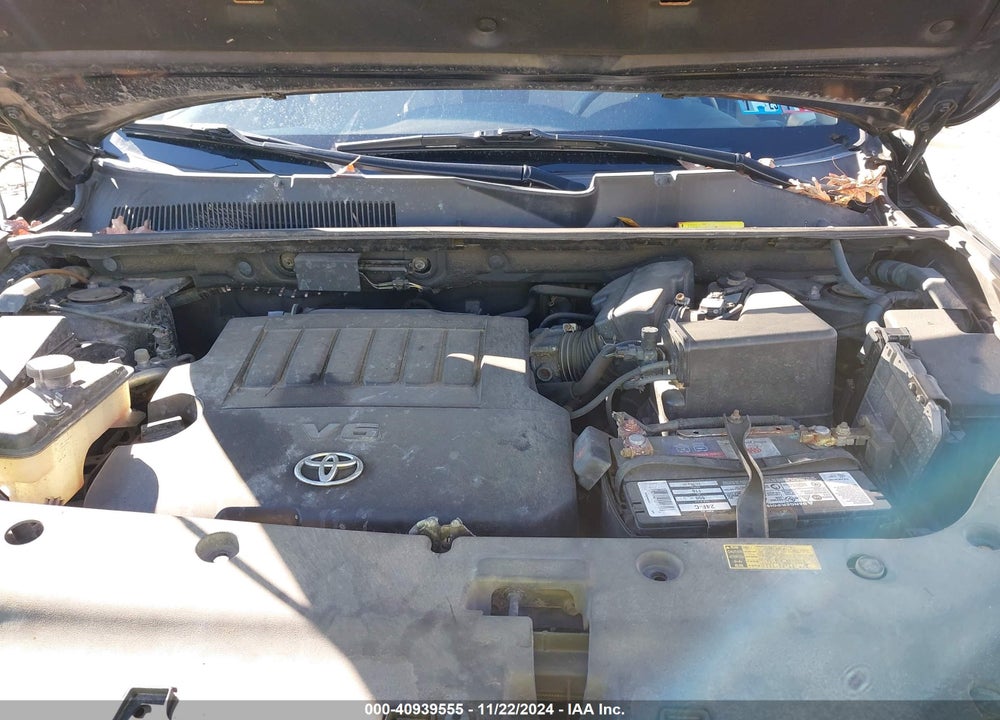 2007 TOYOTA RAV4 LIMITED V6 VIN: JTMBK31V976011651