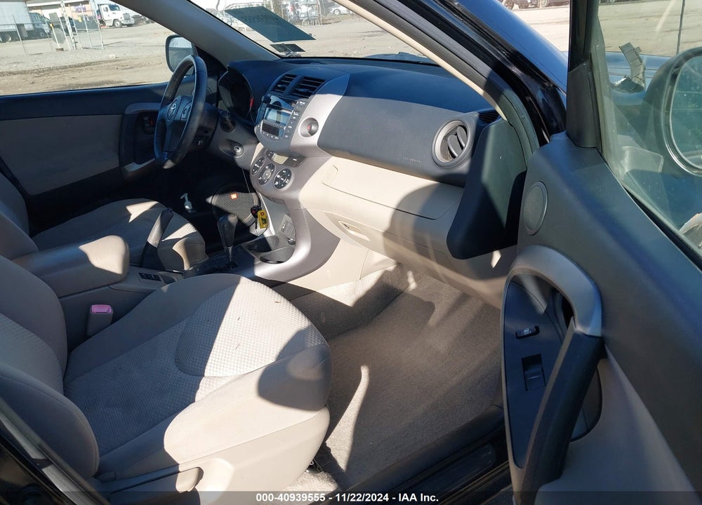 2007 TOYOTA RAV4 LIMITED V6 VIN: JTMBK31V976011651