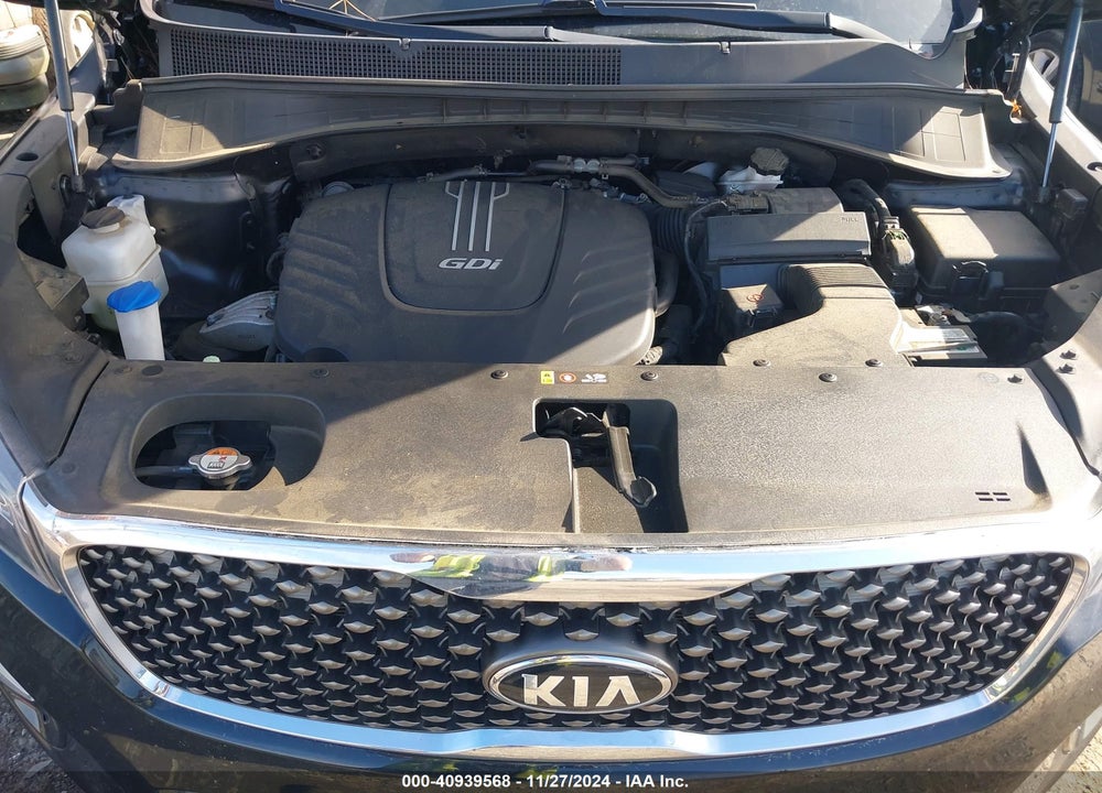 2016 KIA SORENTO 3.3L SX VIN: 5XYPK4A53GG100771