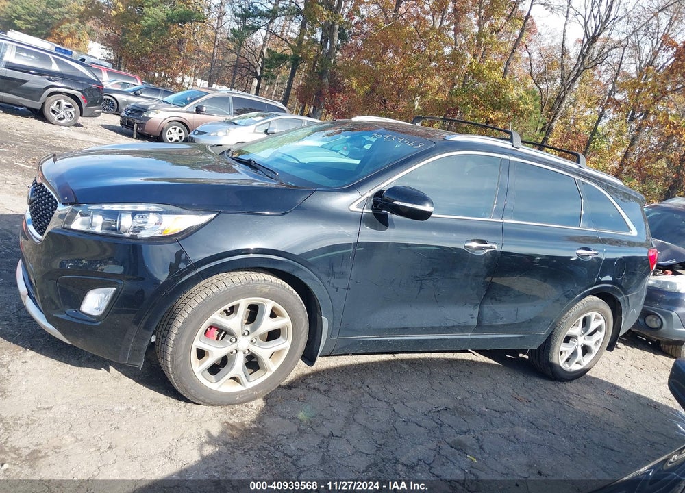 2016 KIA SORENTO 3.3L SX VIN: 5XYPK4A53GG100771