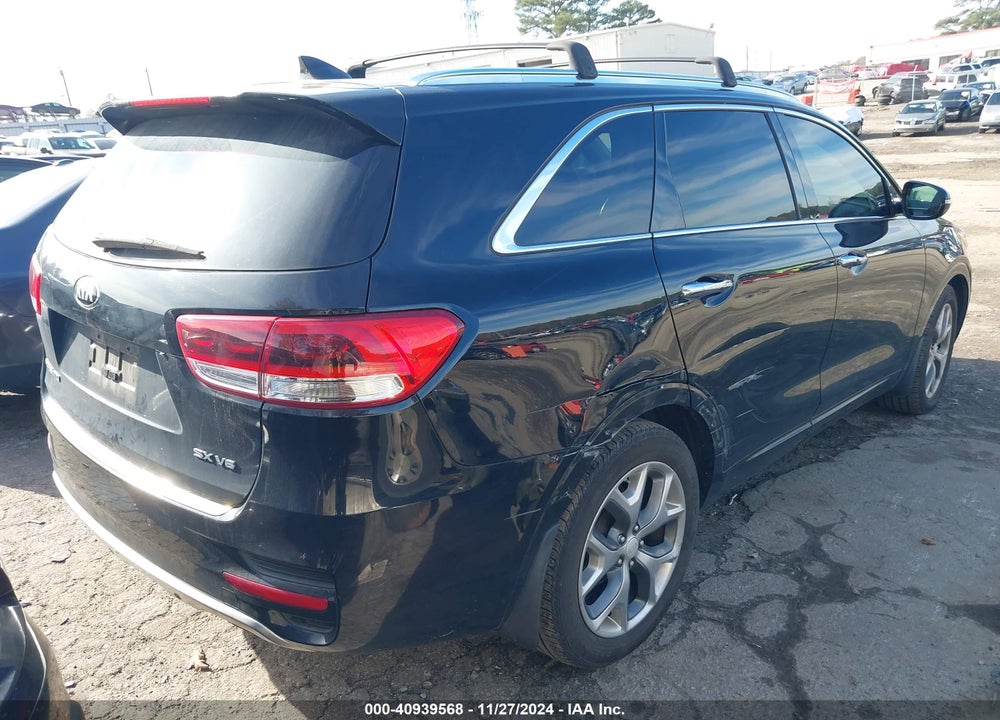 2016 KIA SORENTO 3.3L SX VIN: 5XYPK4A53GG100771