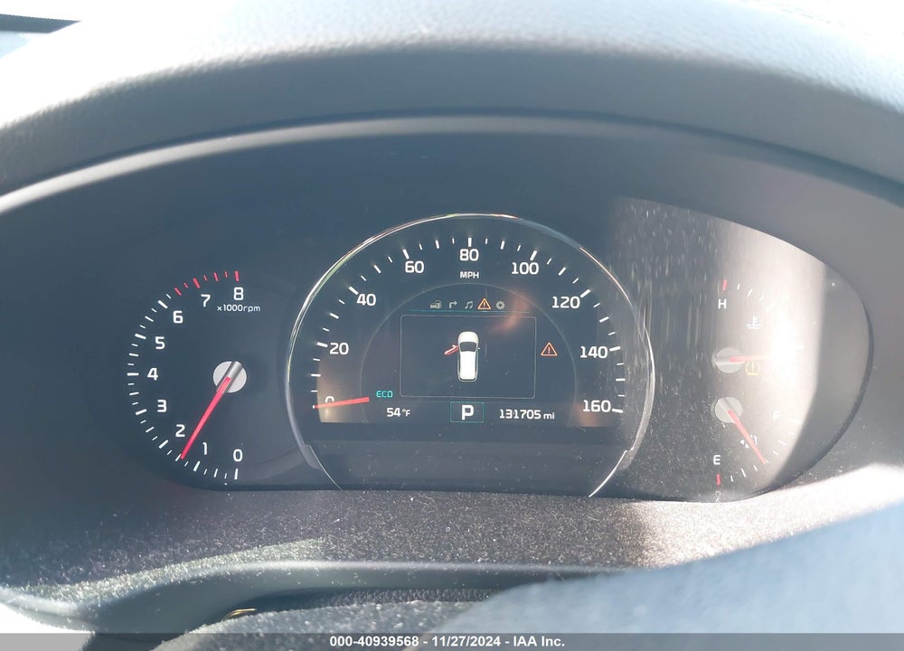 2016 KIA SORENTO 3.3L SX VIN: 5XYPK4A53GG100771