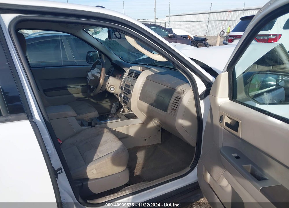 2010 FORD ESCAPE XLT VIN: 1FMCU9DG7AKC22064