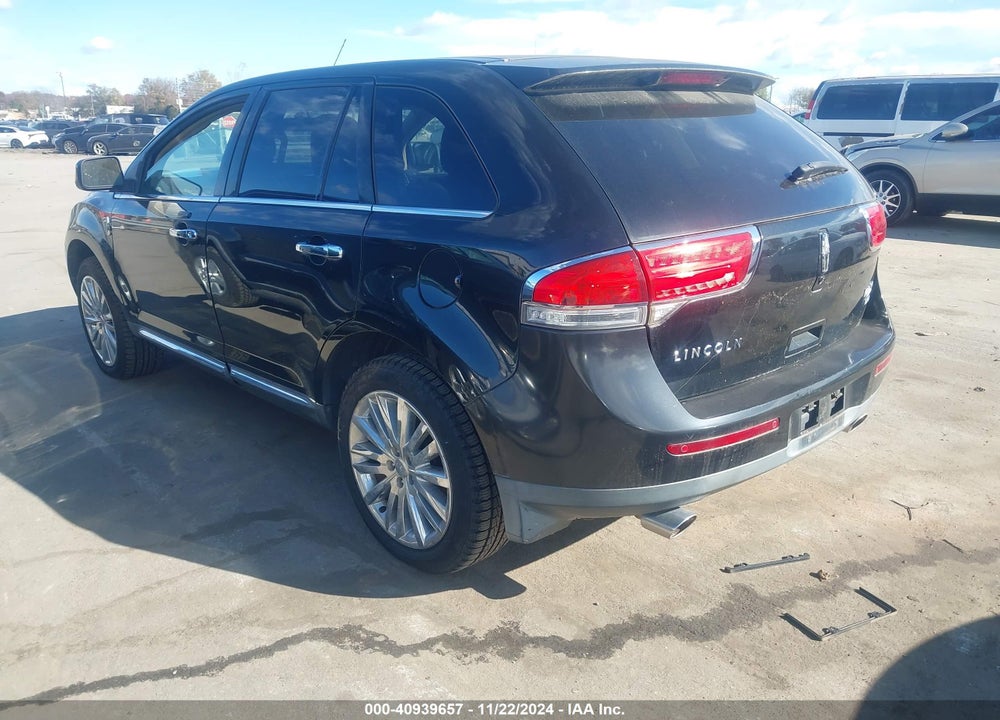 2011 LINCOLN MKX VIN: 2LMDJ8JK0BBJ16328