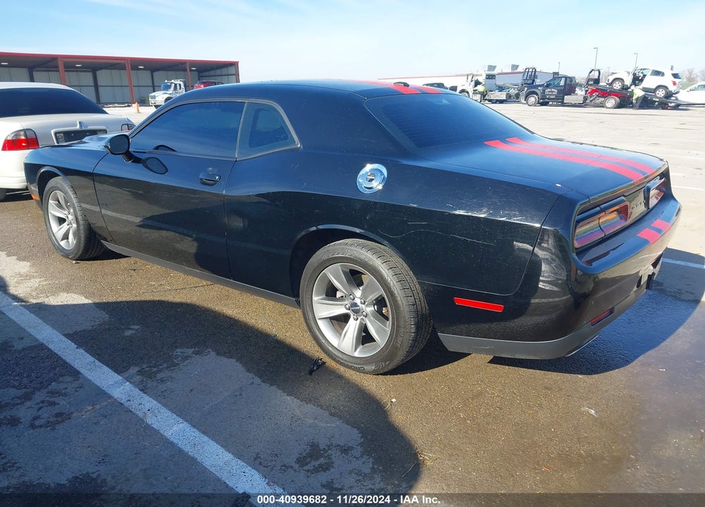 2017 DODGE CHALLENGER SXT VIN: 2C3CDZAG4HH617267