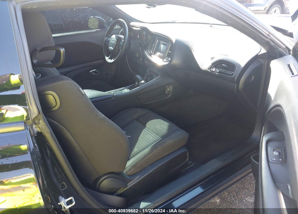 2017 DODGE CHALLENGER SXT VIN: 2C3CDZAG4HH617267