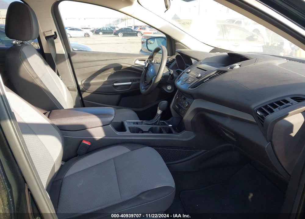 2017 FORD ESCAPE SE VIN: 1FMCU0G9XHUA28703