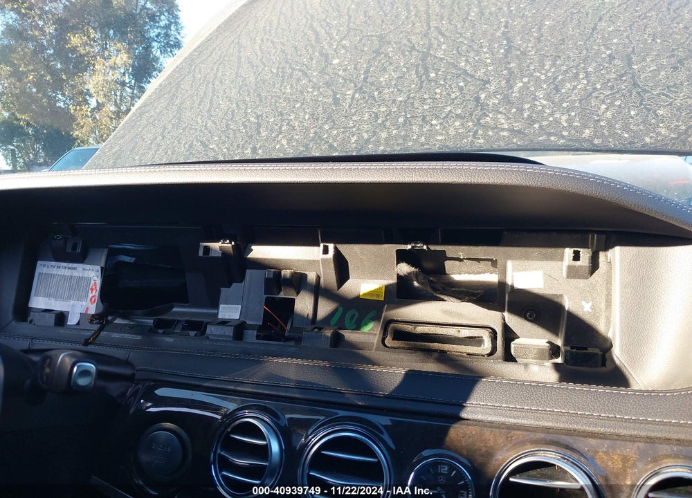 2015 MERCEDES-BENZ S 550 VIN: WDDUG8CB9FA112944