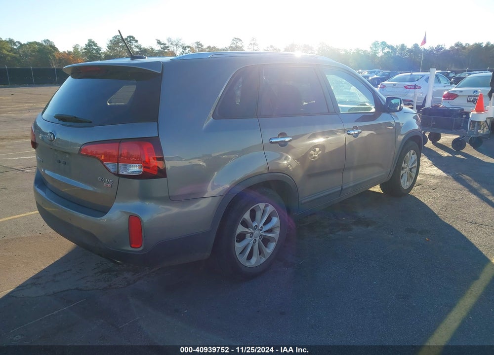2014 KIA SORENTO EX V6 VIN: 5XYKU4A74EG481551