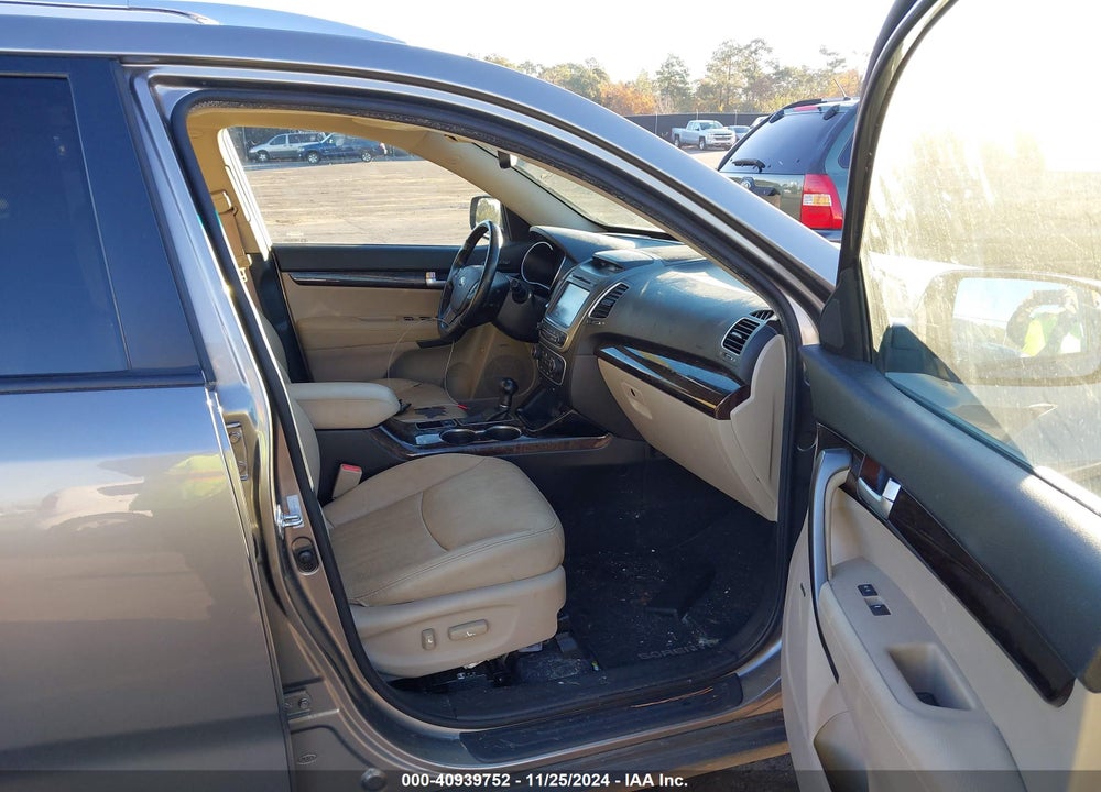 2014 KIA SORENTO EX V6 VIN: 5XYKU4A74EG481551